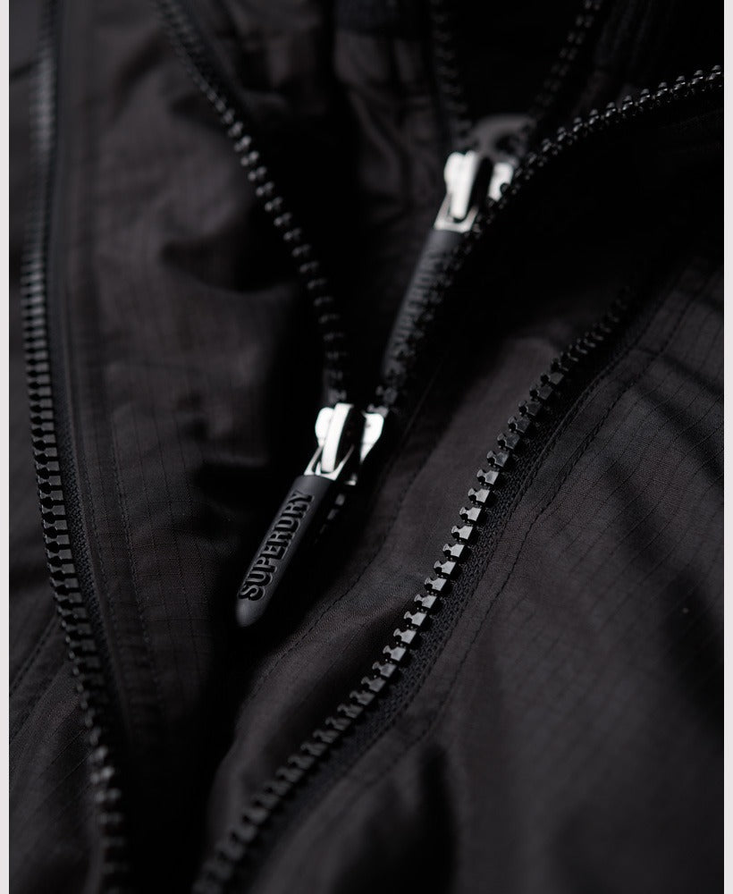 Mountain Windcheater | Black