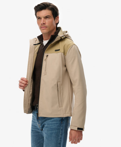 Hooded Softshell Tech Trekker | City Sand